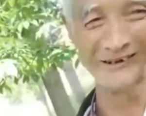 勾引 #老头 #大爷 吃奶子-PAY资源网-免费资源下载中心
